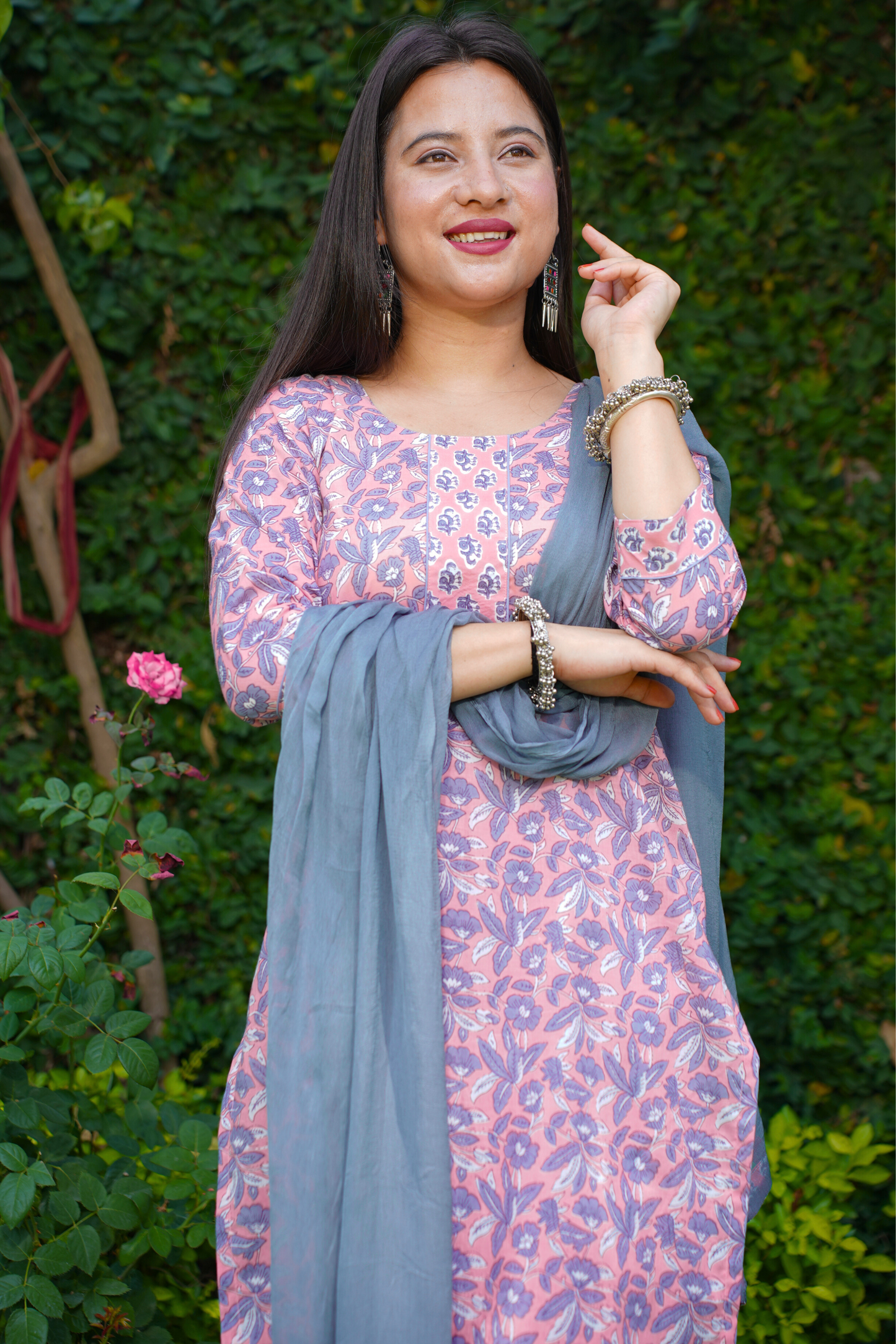 Gulnaar Saaya Cotton Kurta Set