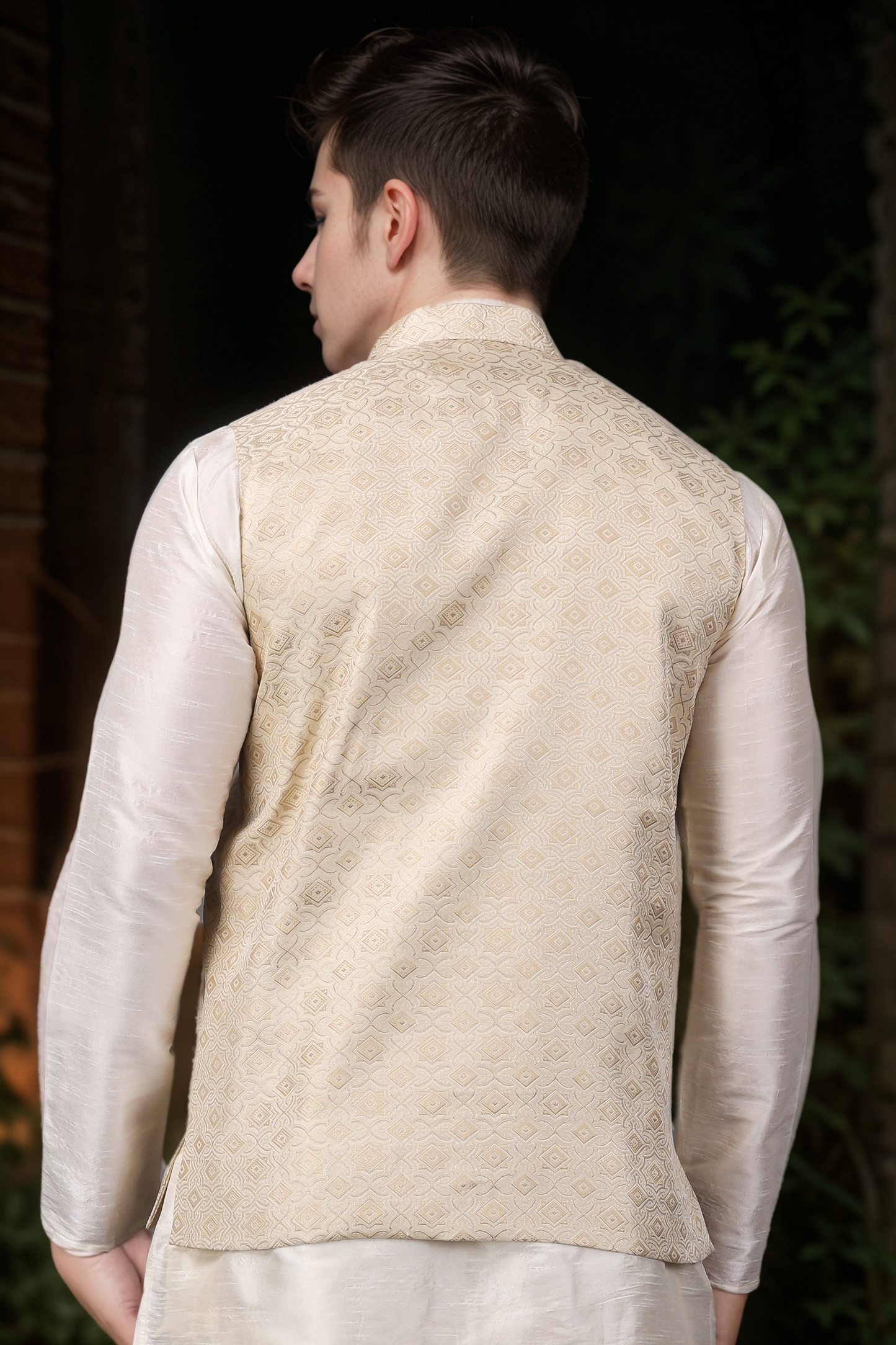 Creamy Radiance Kurta Vasket Set