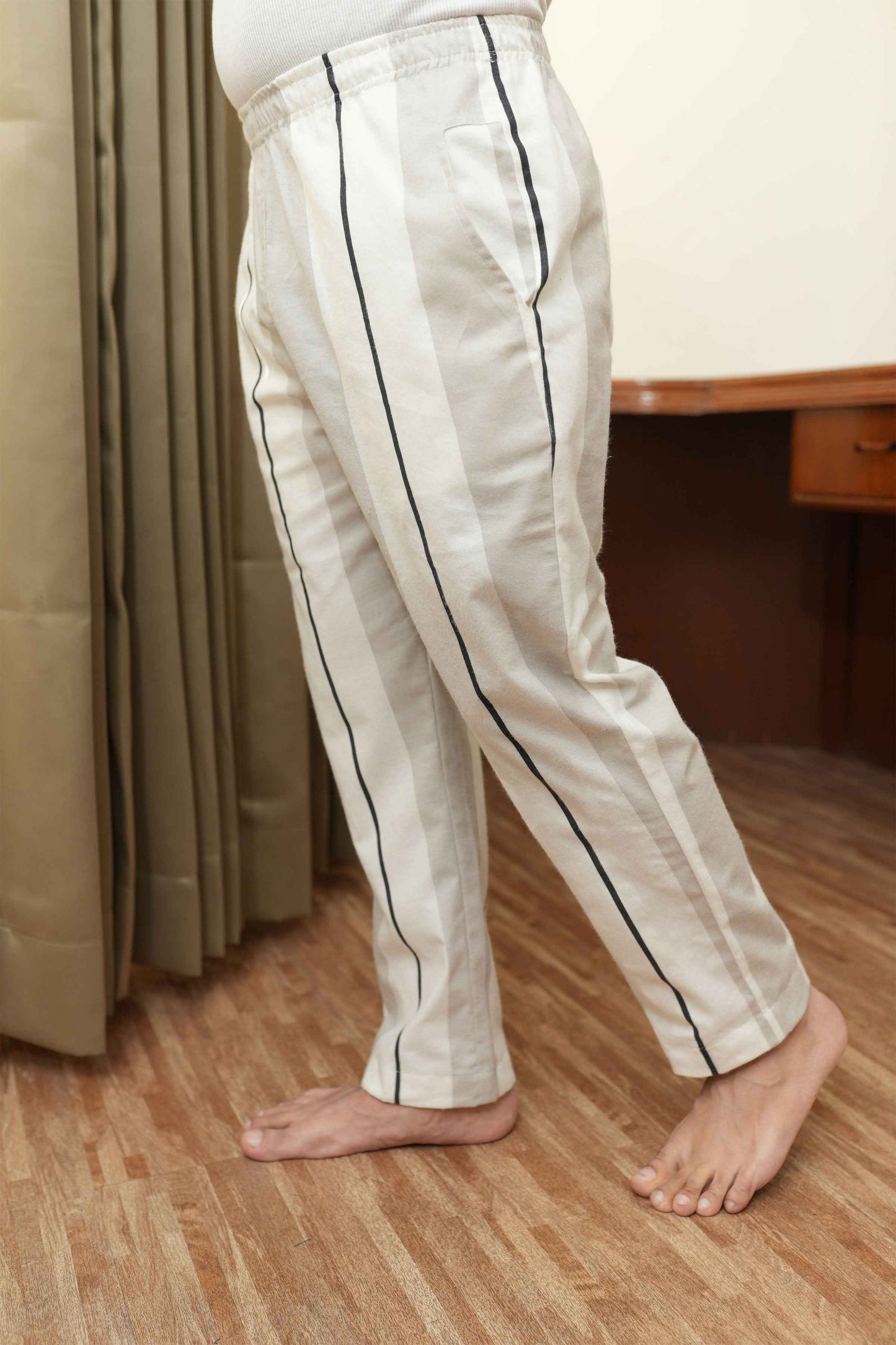 Buy Plus Size White Striped Woollen Pajama At Apella | Sizes XS to 10 XL | India | Free Delivery | Customized