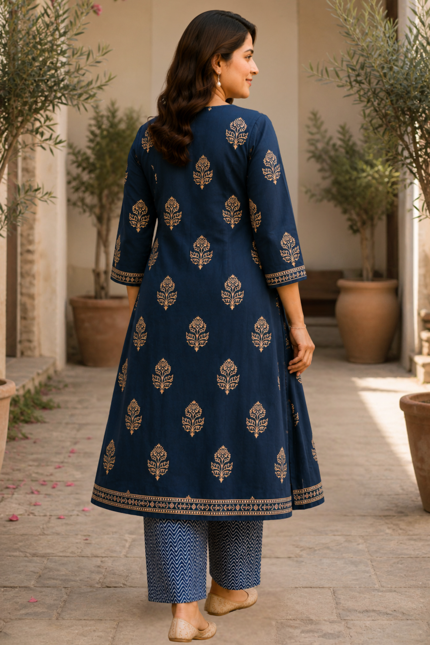 Neel Vatika Kali Kurta With Cotton Pants