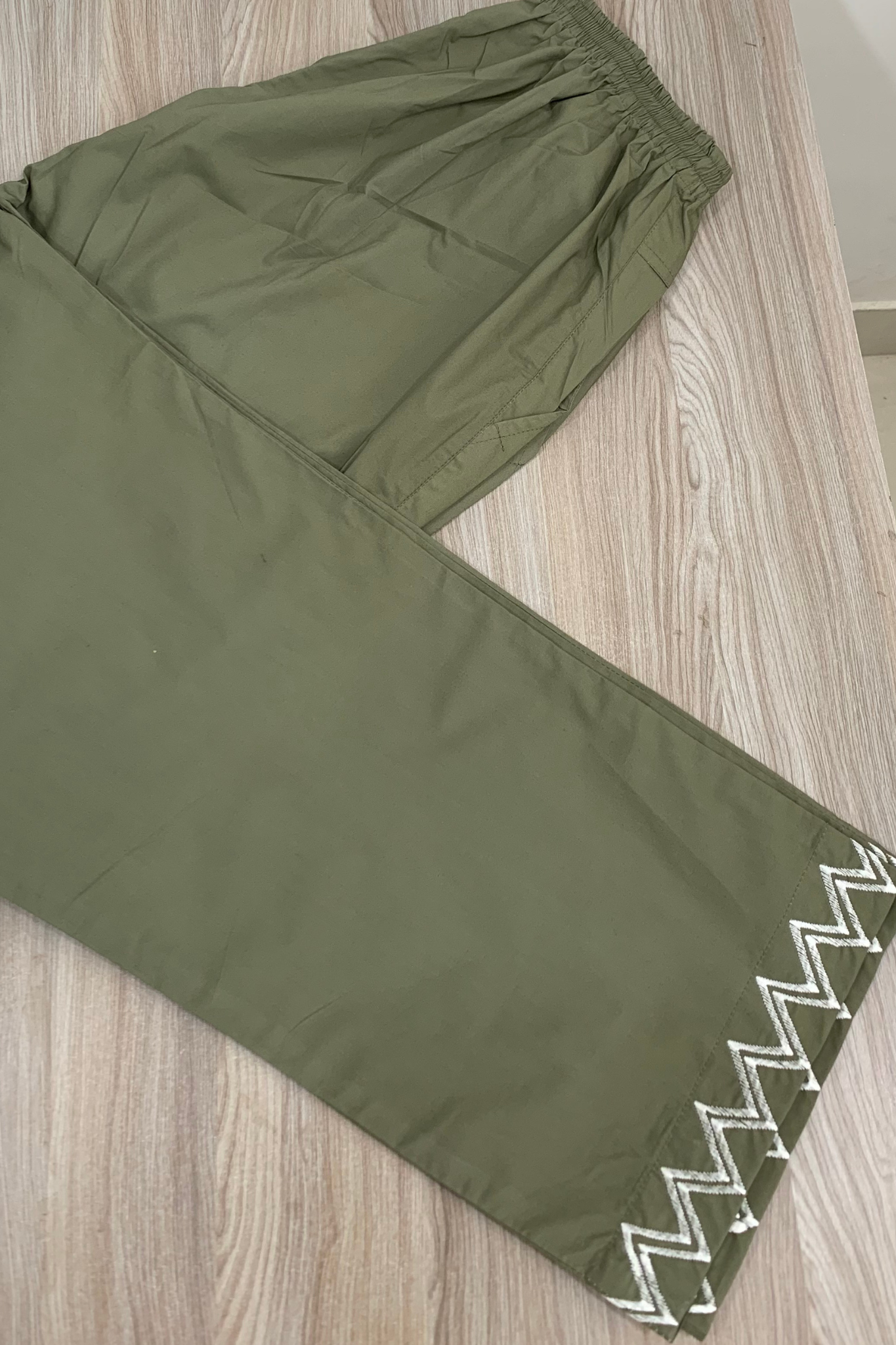 Mehendi Embellished Cotton Palazzo