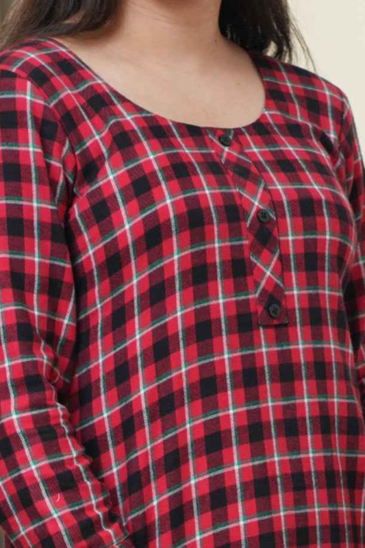 Scarlet Shadow Woollen Night Gown