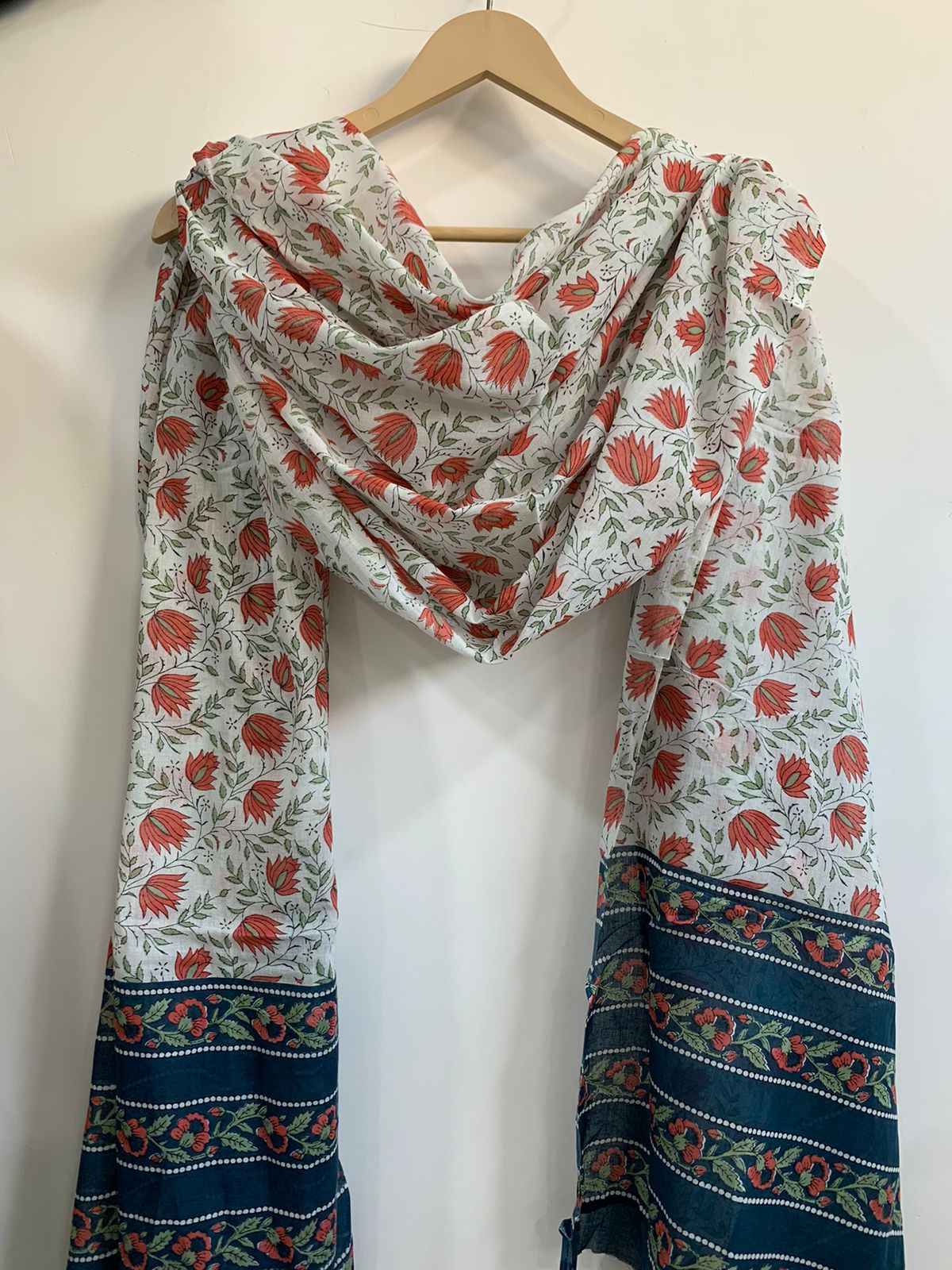 Buy Plus Size Serene White Cotton Dupatta At Apella | Sizes XS to 10 XL | India | Free Delivery | Customized