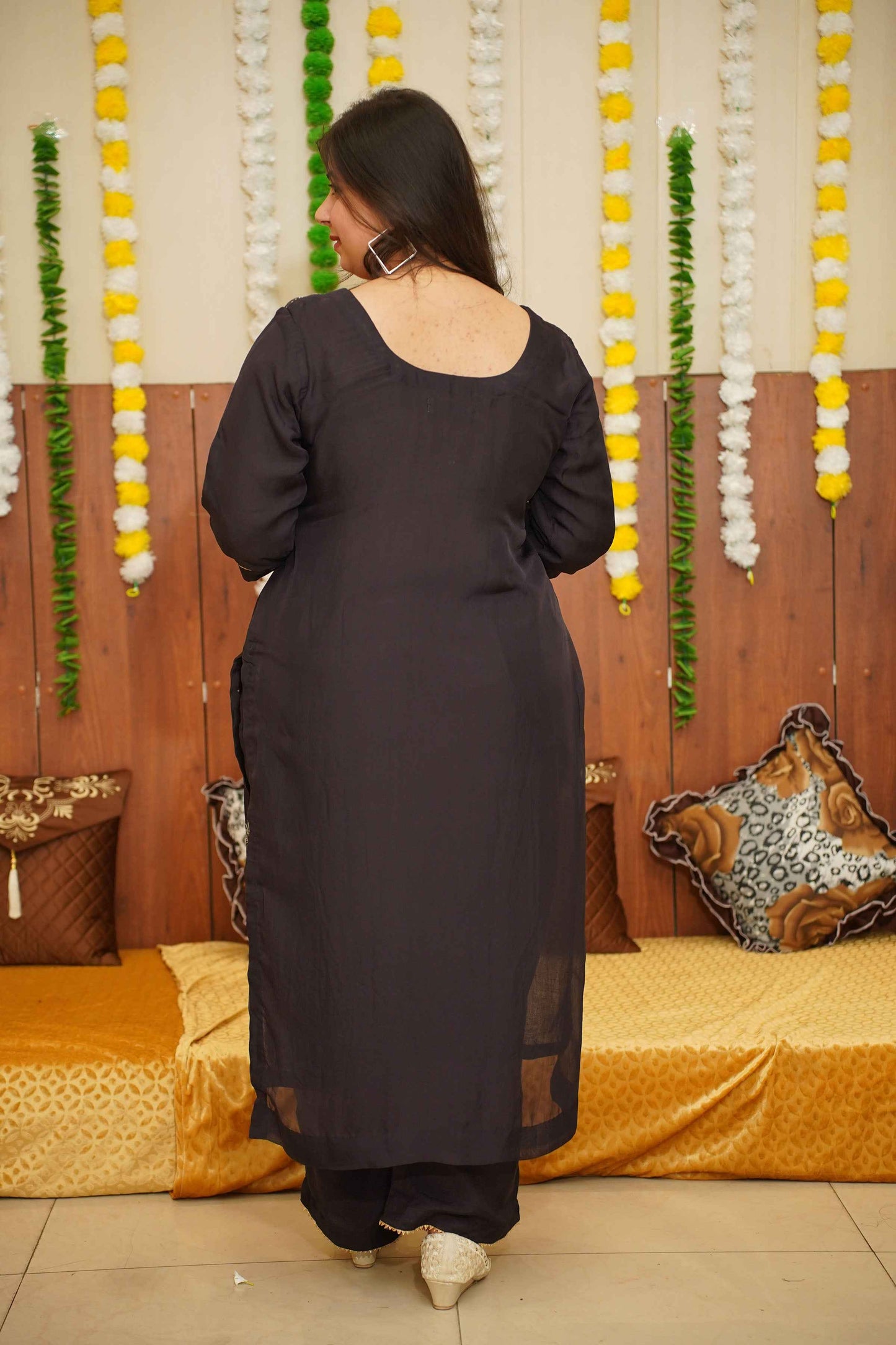Buy Plus Size Auburn Black Organza Suit Set At Apella | Sizes XS to 10 XL | India | Free Delivery | Customized