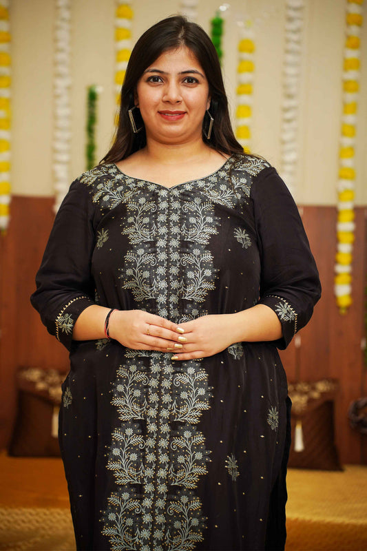 Buy Plus Size Auburn Black Organza Suit Set At Apella | Sizes XS to 10 XL | India | Free Delivery | Customized