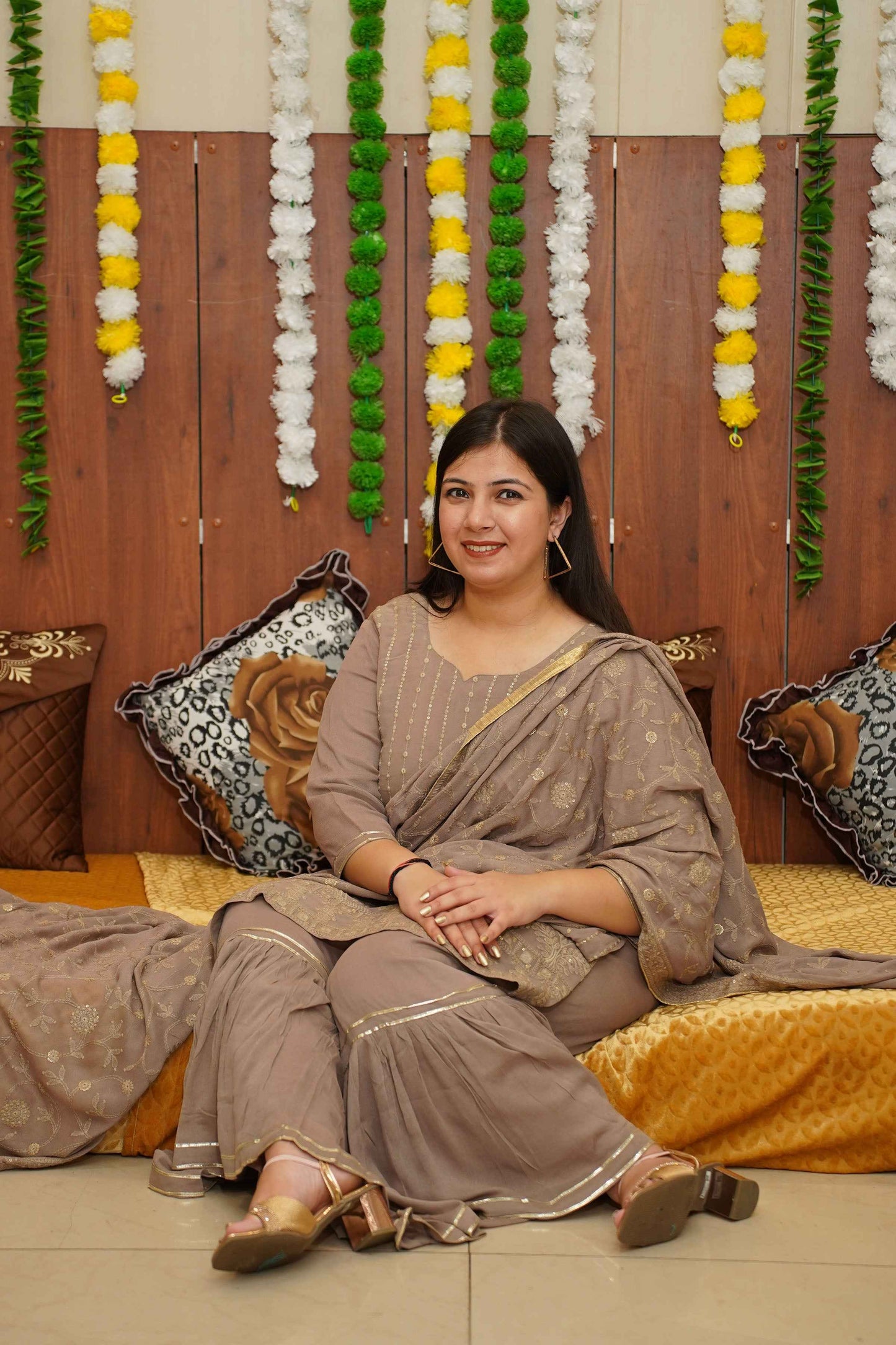 Buy Plus Size Earthy Brown Sequin Suit Set At Apella | Sizes XS to 10 XL | India | Free Delivery | Customized