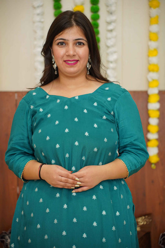 Buy Plus Size Firozi Fusion Crepe Suit Set At Apella | Sizes XS to 10 XL | India | Free Delivery | Customized