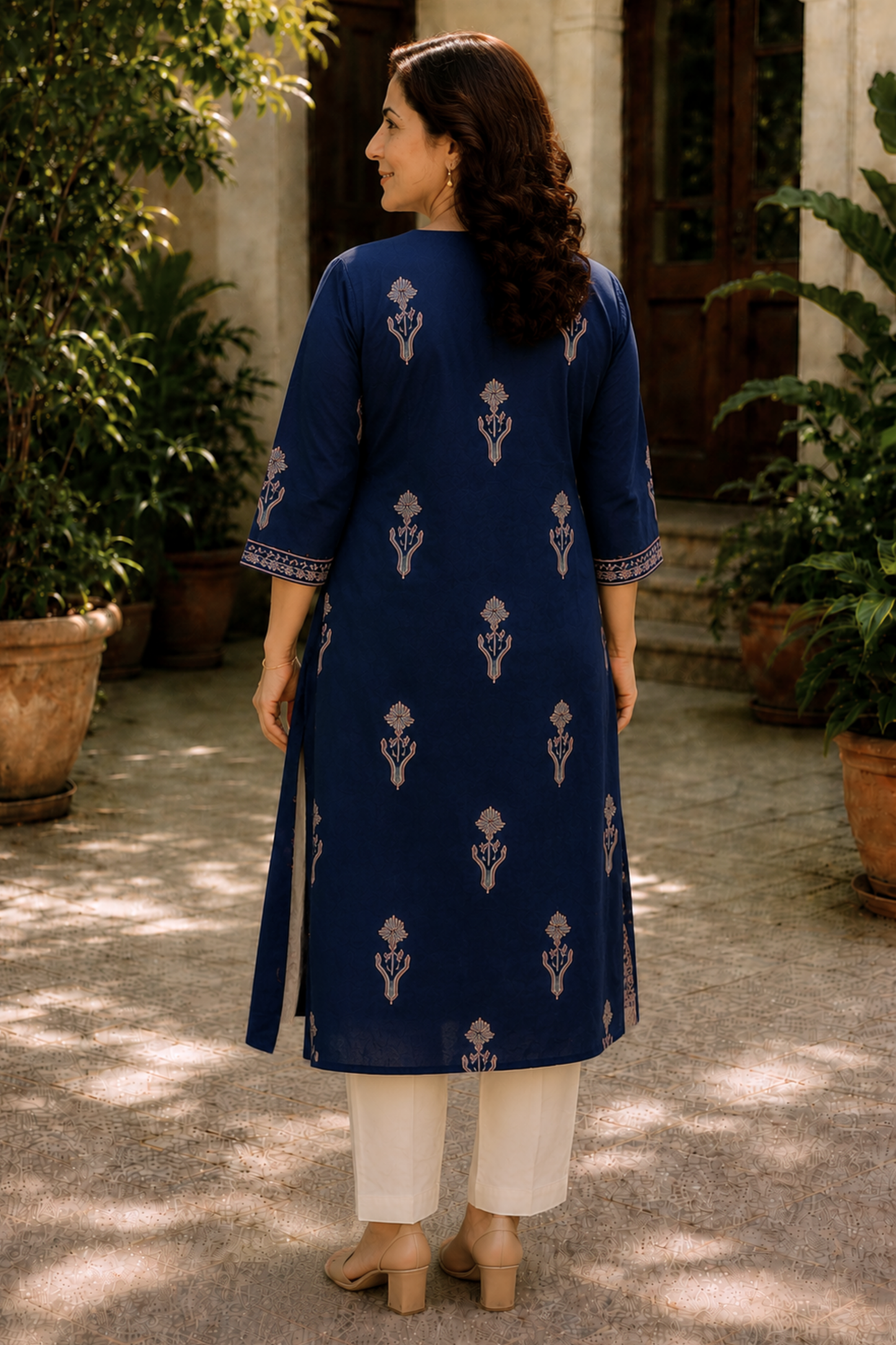 Neel Butti A-line Cotton Kali Kurta