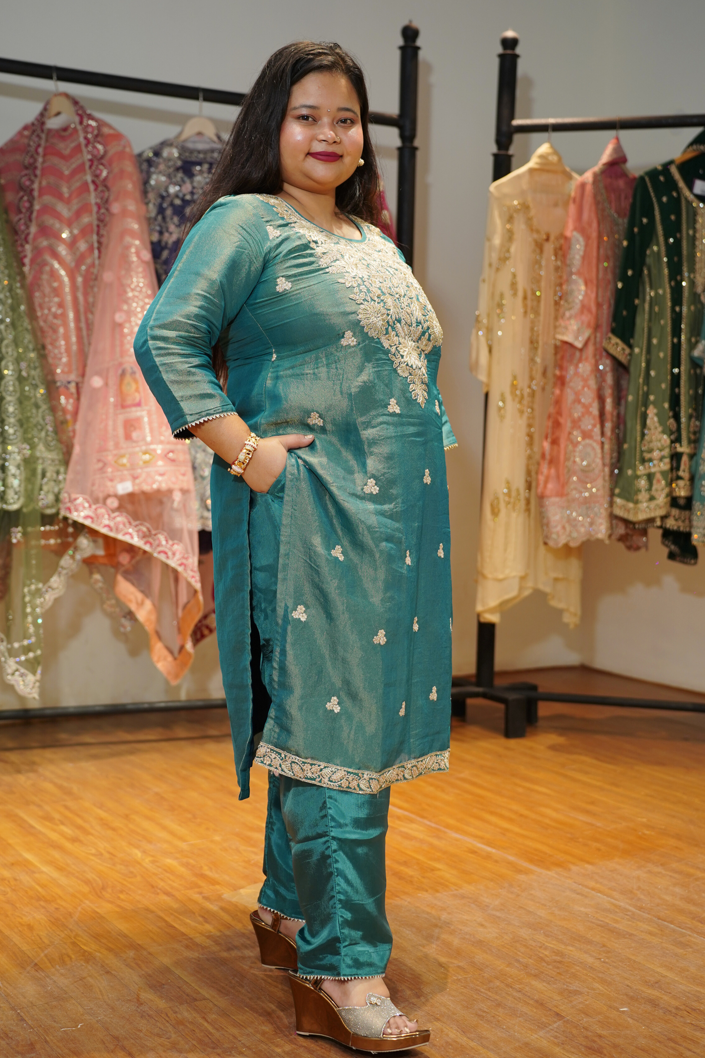 Nivisha Tissue Shimmer Suit With Zari Embroidery