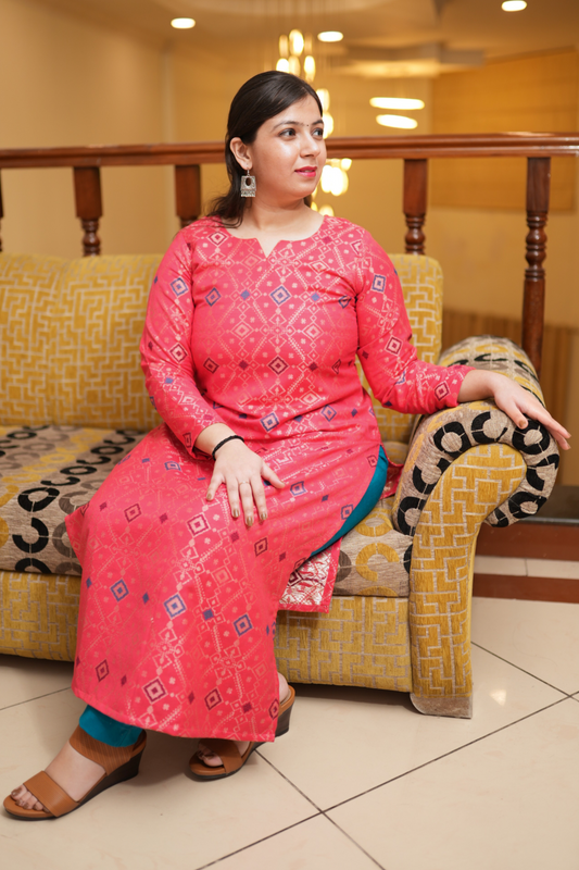 Buy Plus Size Rosy Dream Woven Pashmina Set At Apella | Sizes XS to 10 XL | India | Free Delivery | Customized