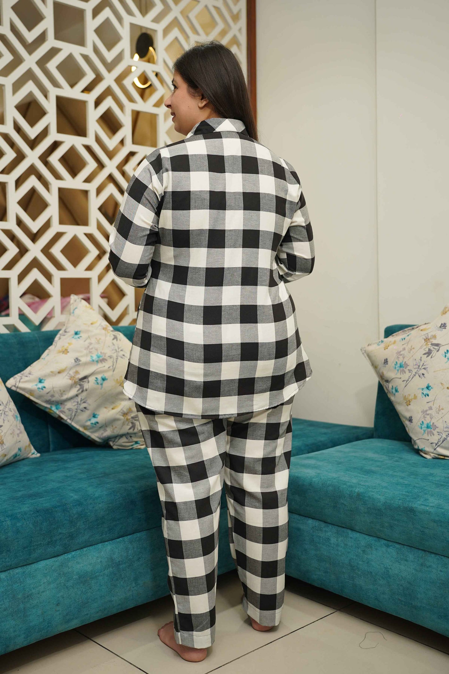Classic Plaid Woollen Night Suit