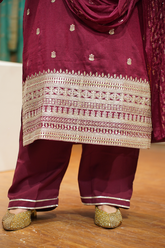 Mastaani Maroon Embroidered Fancy Suit