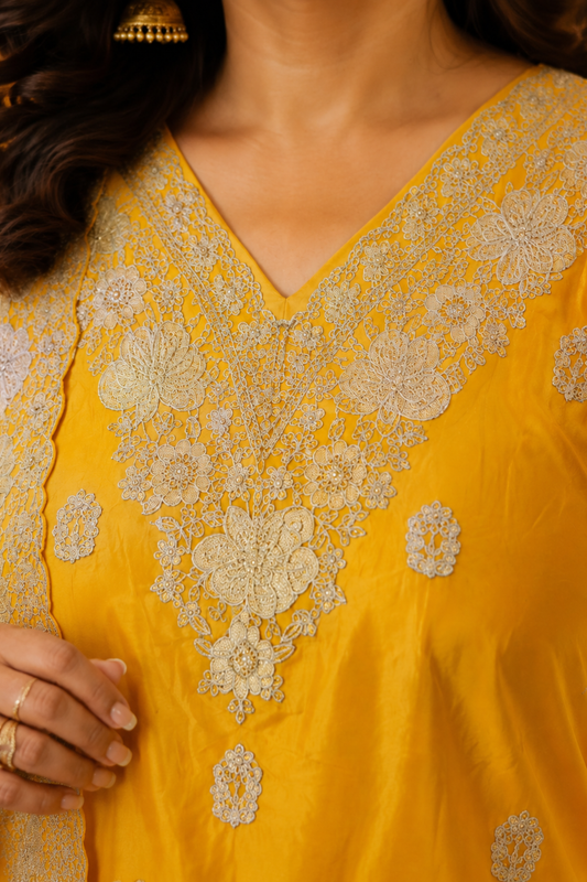 Divisha Yellow Suit Set With Zari Embroidery