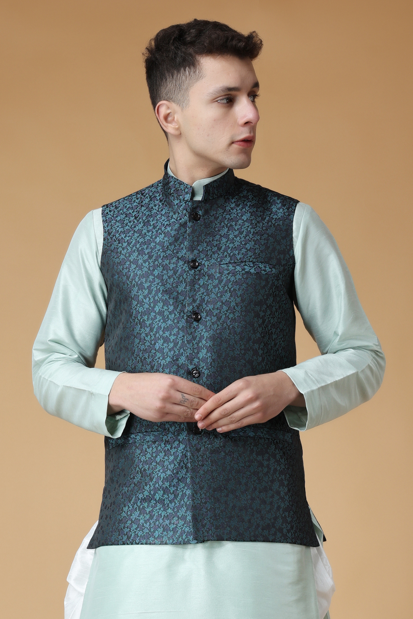 Half nehru jacket for mens deals