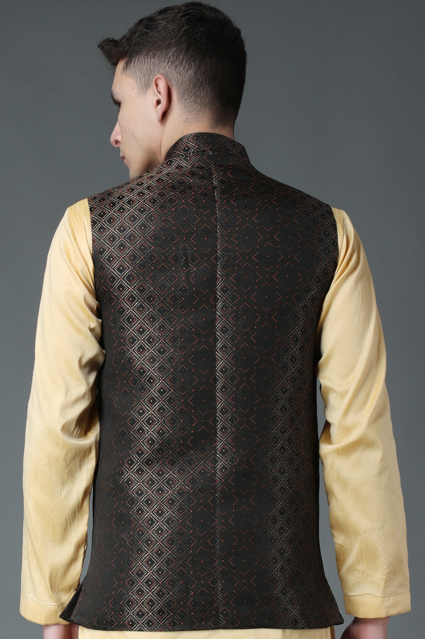 Buy Plus Size Ode to Life Vasket At Apella | Sizes XS to 10 XL | India | Free Delivery | Customized