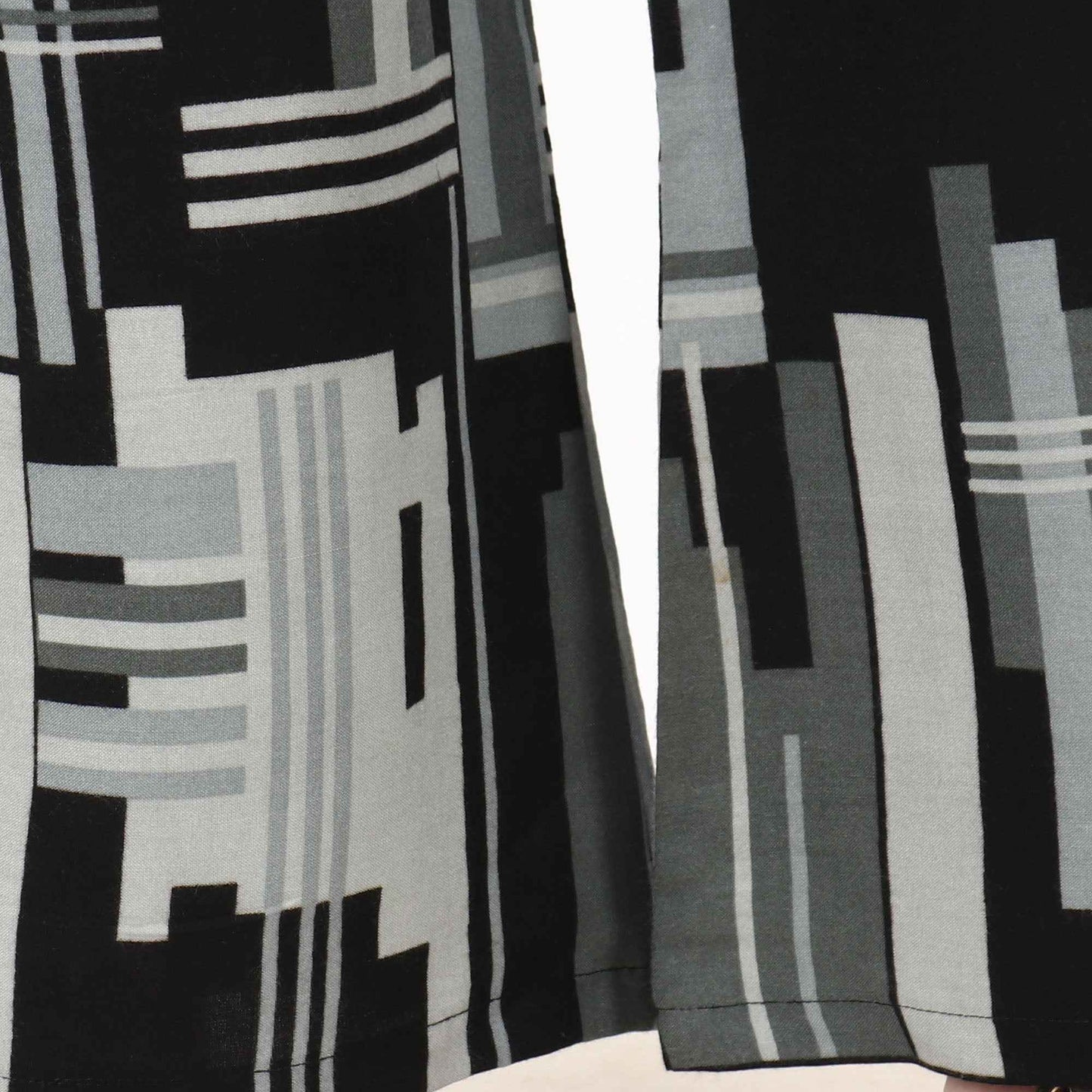 Buy Plus Size Black Bordered Palazzo At Apella | Sizes XS to 10 XL | India | Free Delivery | Customized