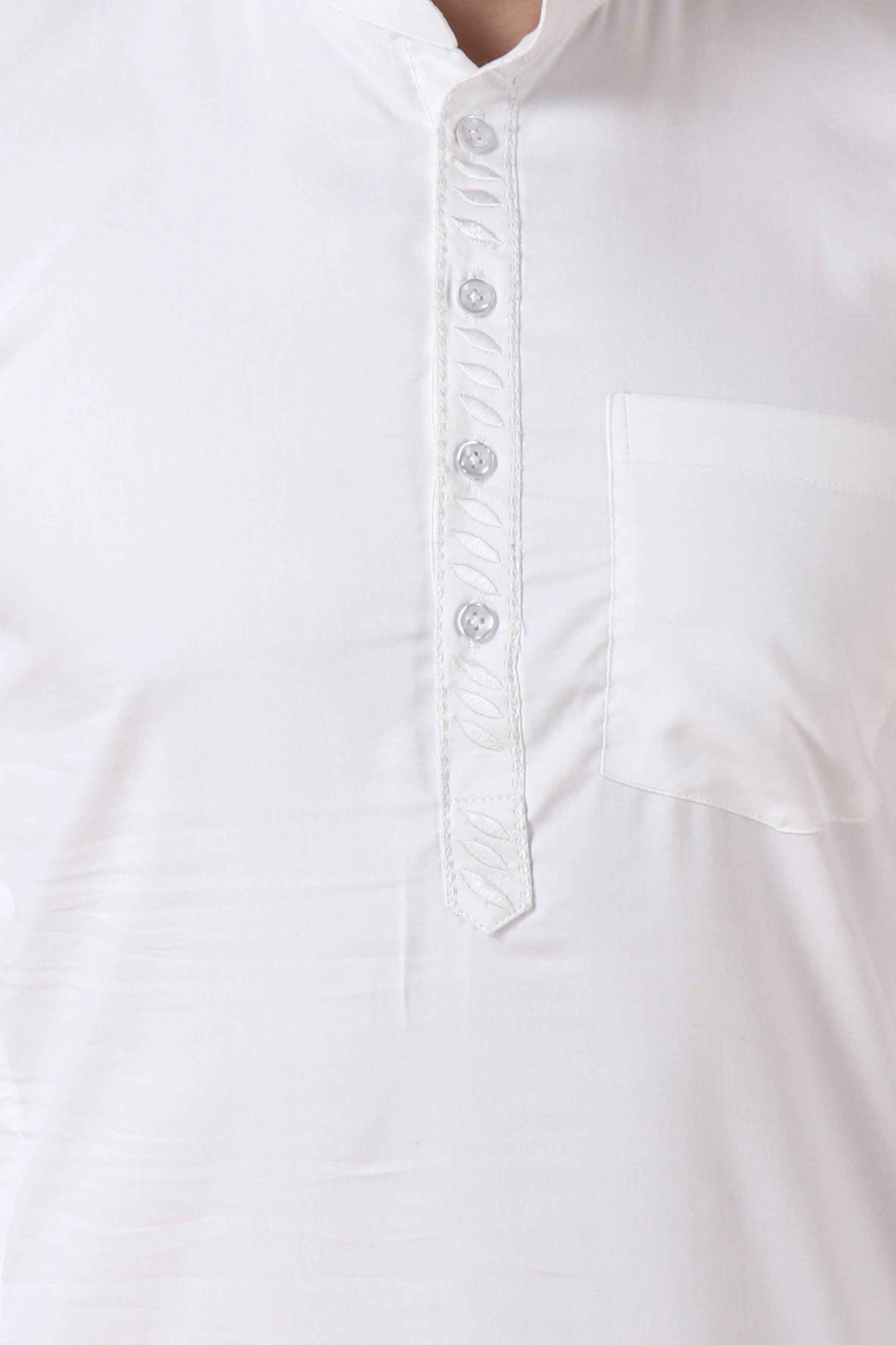 Buy Plus Size White Detailed Kurta At Apella | Sizes XS to 10 XL | India | Free Delivery | Customized