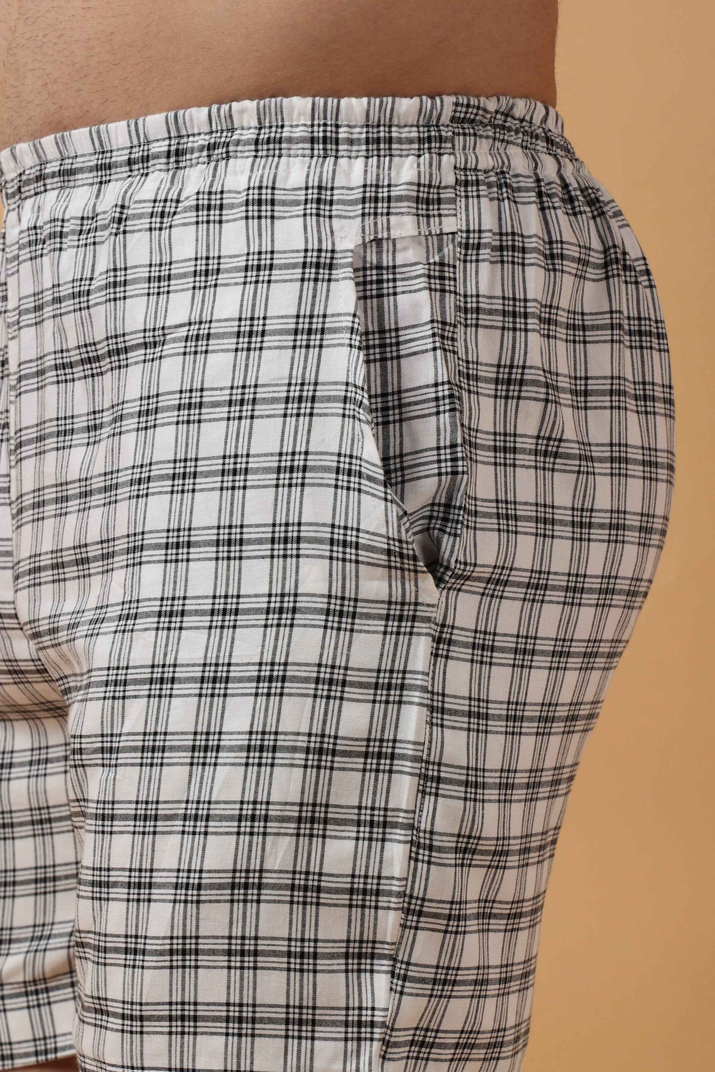 Buy Plus Size White Checked Cotton Shorts At Apella | Sizes XS to 10 XL | India | Free Delivery | Customized