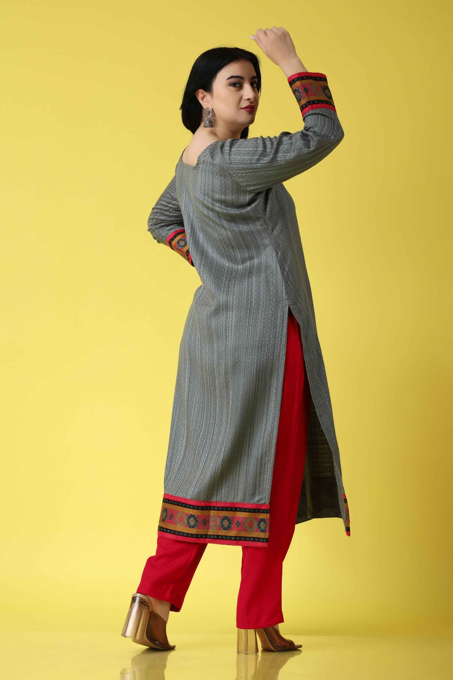 Buy Plus Size Candle Light Woollen Kurta Set At Apella | Sizes XS to 10 XL | India | Free Delivery | Customized