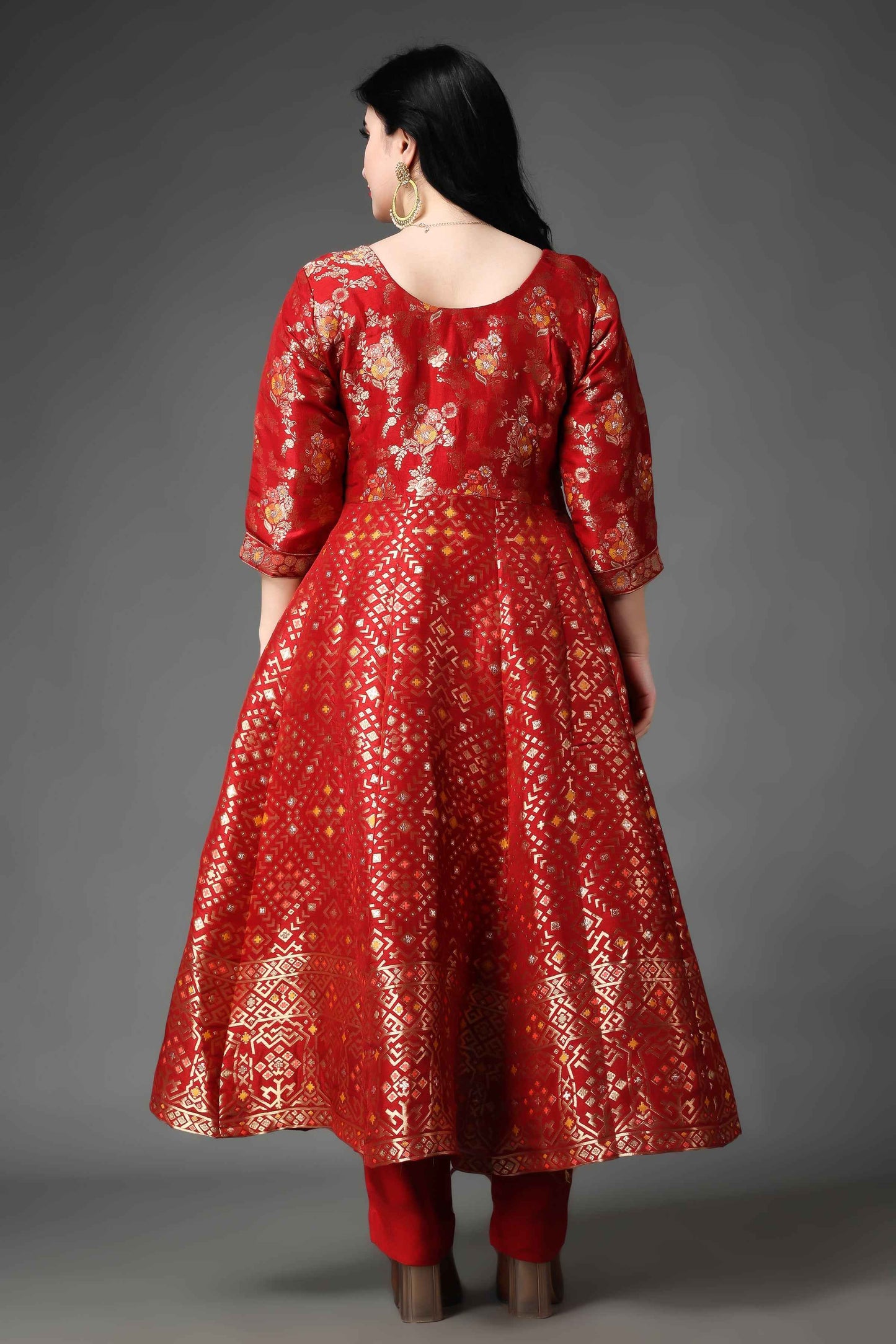 Buy Plus Size Festive Tickle Tanjore Silk Anarkali Set At Apella | Sizes XS to 10 XL | India | Free Delivery | Customized