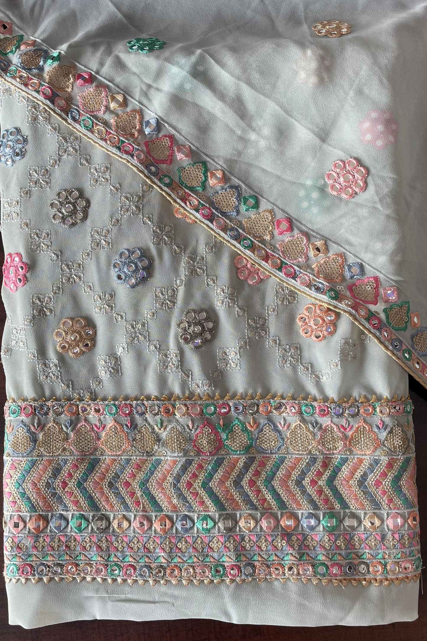 Buy Plus Size ​Pista Mirrored Fancy Suit At Apella | Sizes XS to 10 XL | India | Free Delivery | Customized