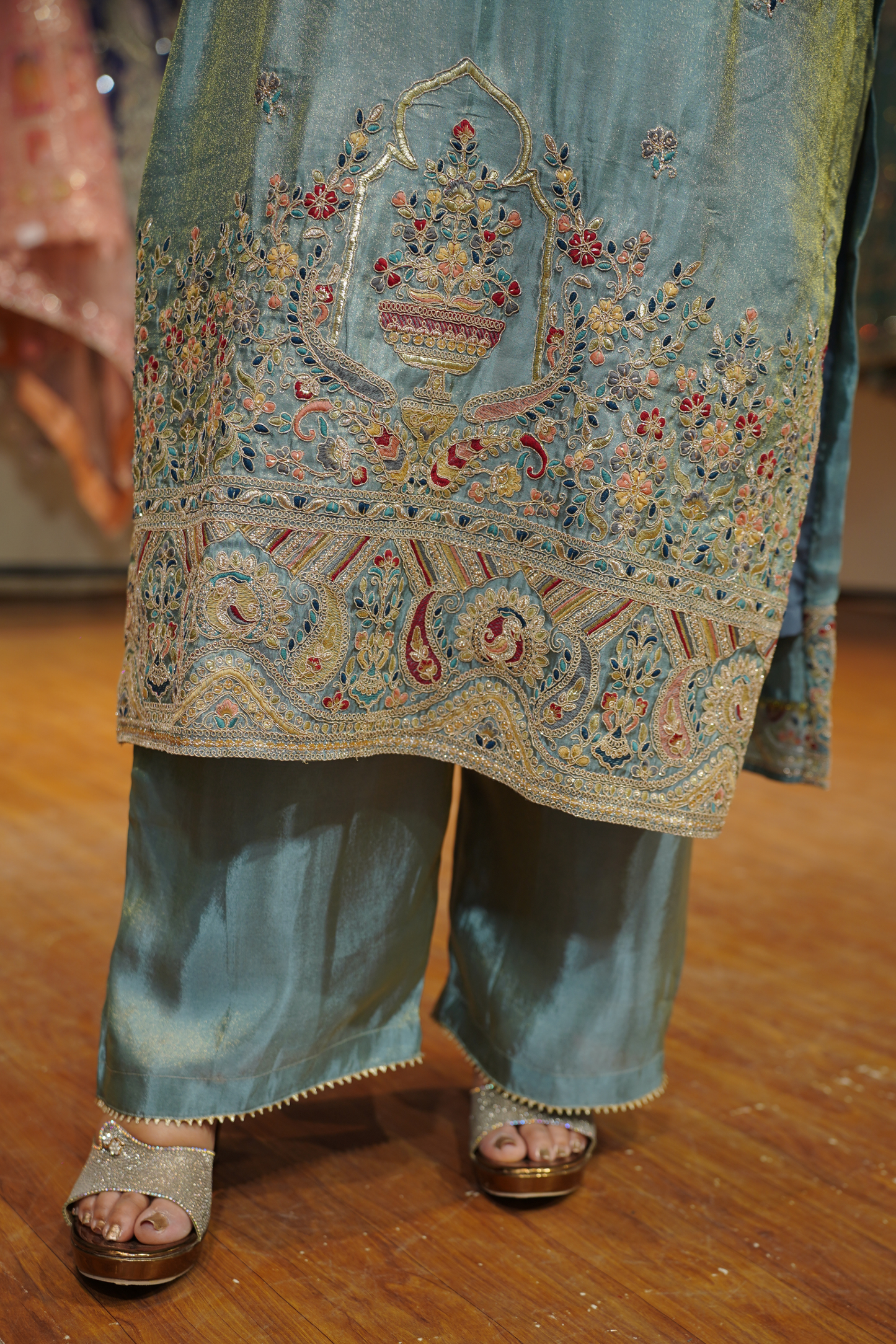 Zareenah Tissue Shimmer Suit With Zari Embroidery