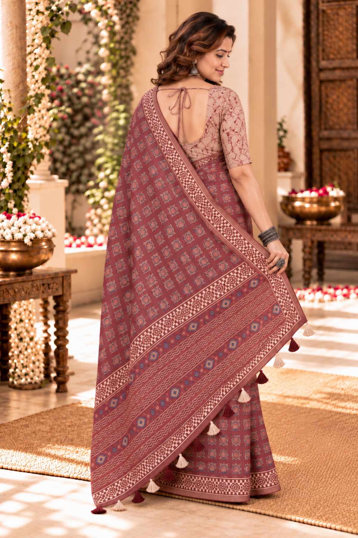 Aaradhya Printed Saree With 1.5 Mtr Blouse Piece