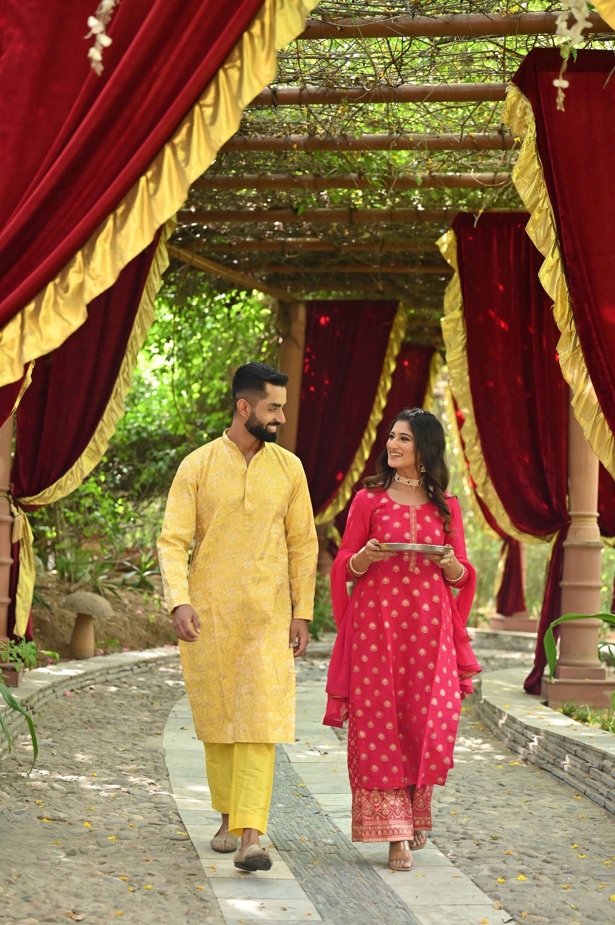 Buy Plus Size ​Blissful Weaves Jacquard Couple Outfit At Apella | Sizes XS to 10 XL | India | Free Delivery | Customized