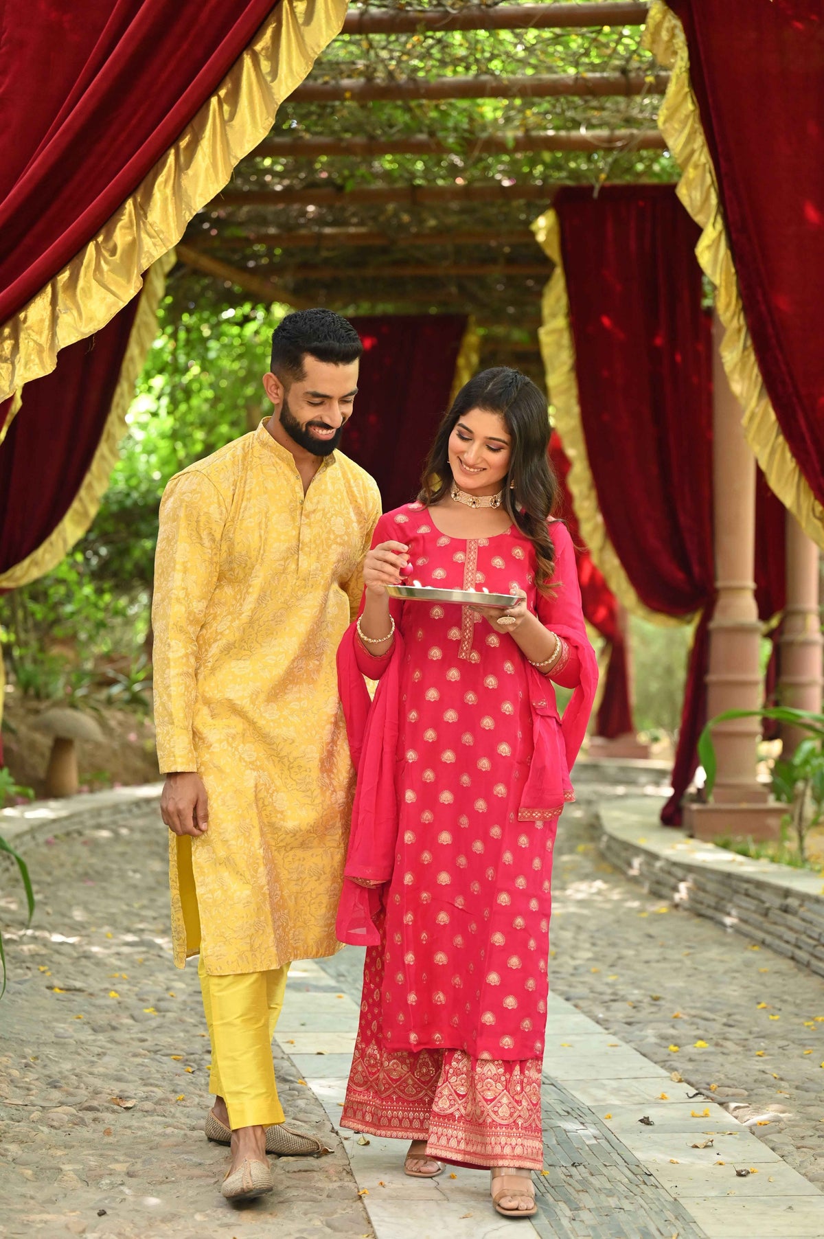 Buy Plus Size ​Blissful Weaves Jacquard Couple Outfit At Apella | Sizes XS to 10 XL | India | Free Delivery | Customized