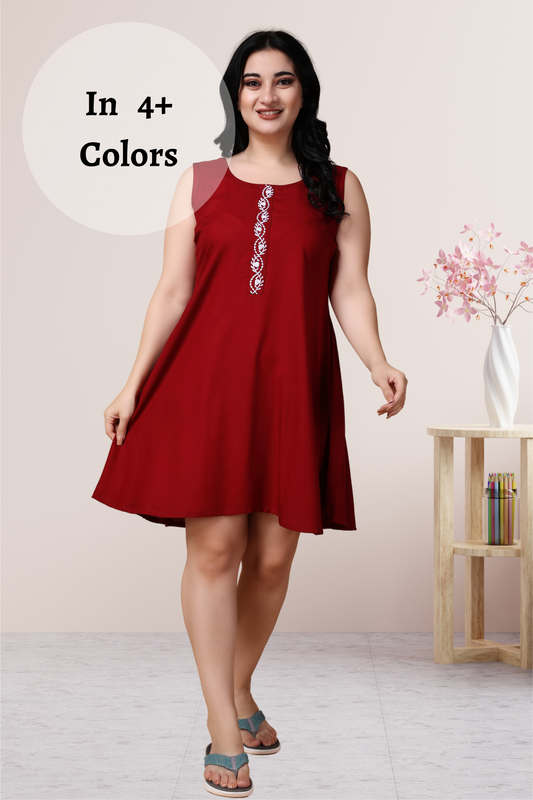 Ruby Red Detailed Short Nighty