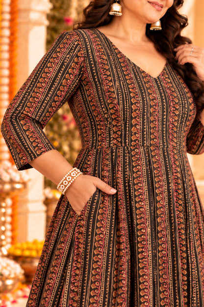 Earthy Rhythm Printed Dress With Pockets