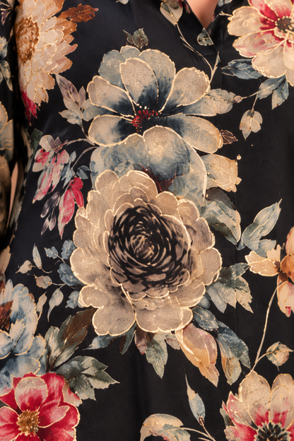 Noir Rose Foiled Crepe Kurta With Pockets