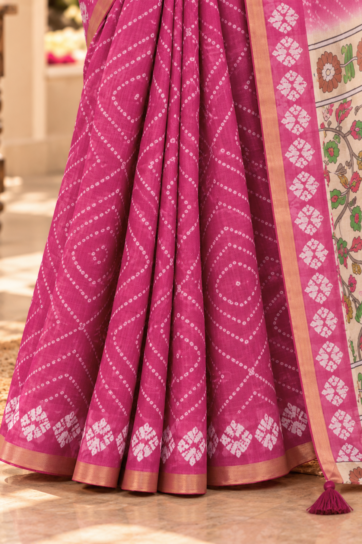Mrinal Printed Saree With 1.5 Mtr Blouse Piece