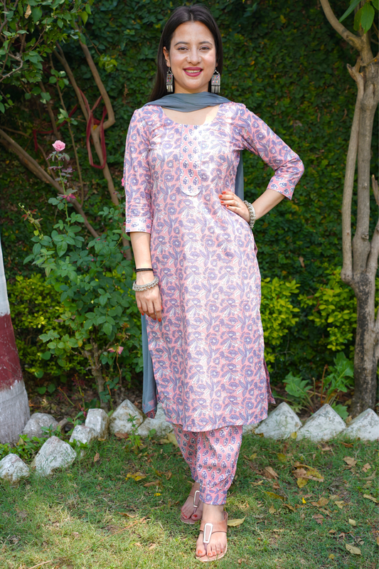 Gulnaar Saaya Cotton Kurta Set