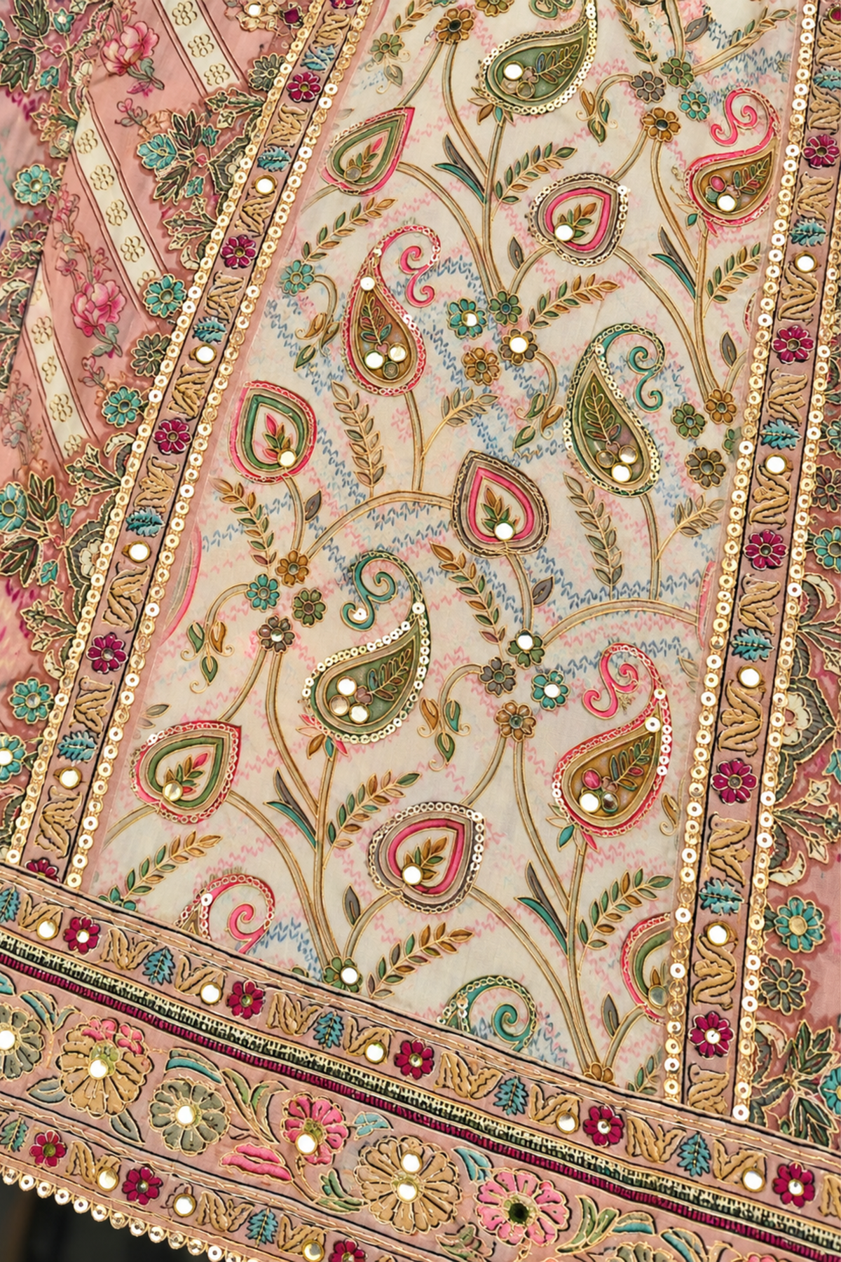Zoya Karachi Muslin Suit With Mirror Work