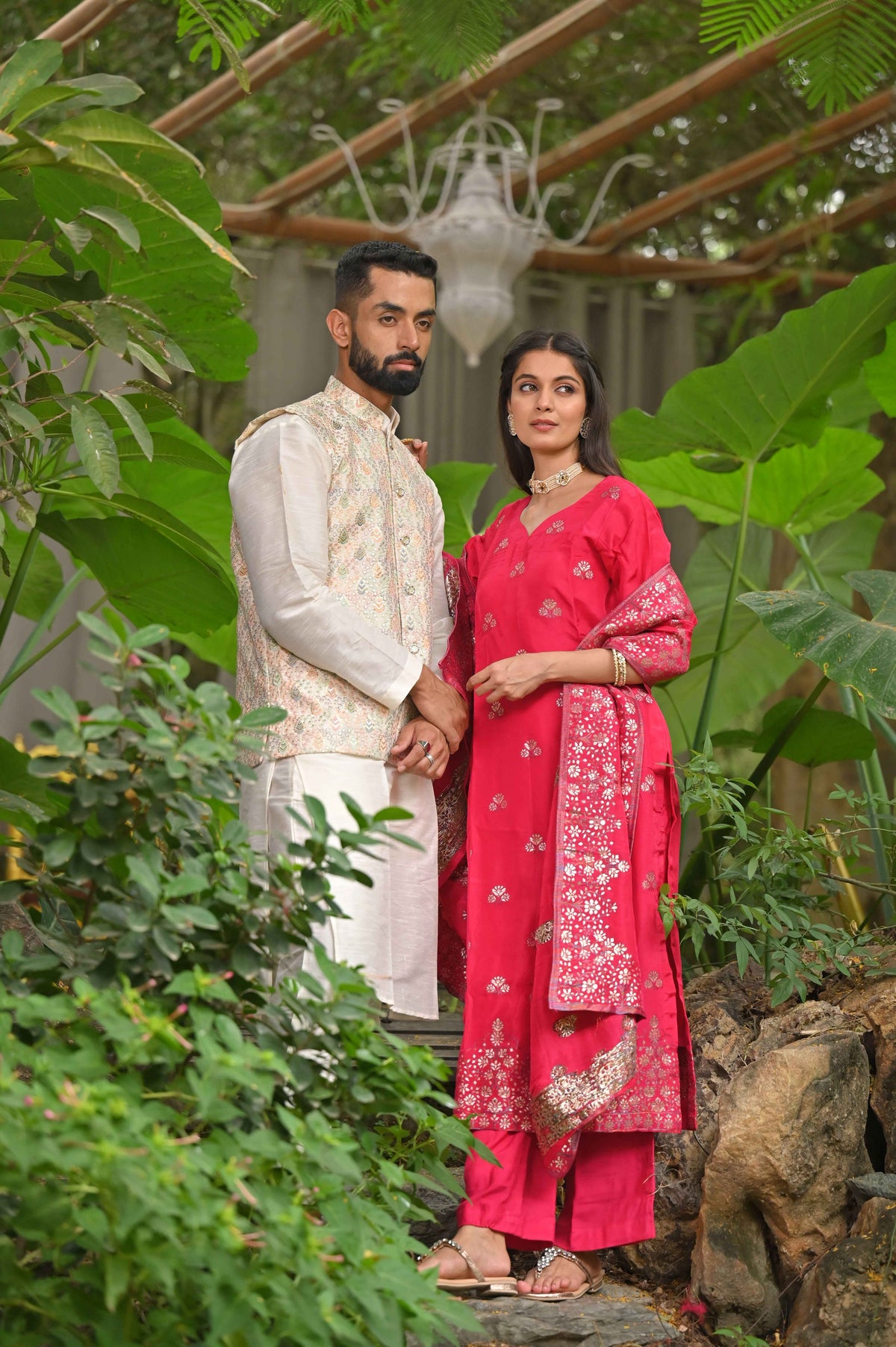 Buy Plus Size ​Ivory Magenta Silk Couple Outfit At Apella | Sizes XS to 10 XL | India | Free Delivery | Customized