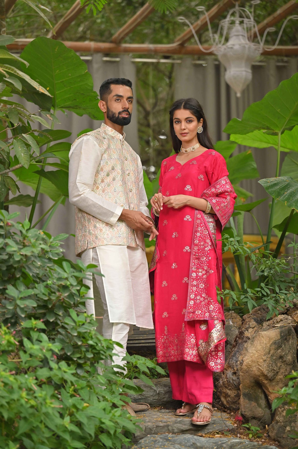 Buy Plus Size ​Ivory Magenta Silk Couple Outfit At Apella | Sizes XS to 10 XL | India | Free Delivery | Customized