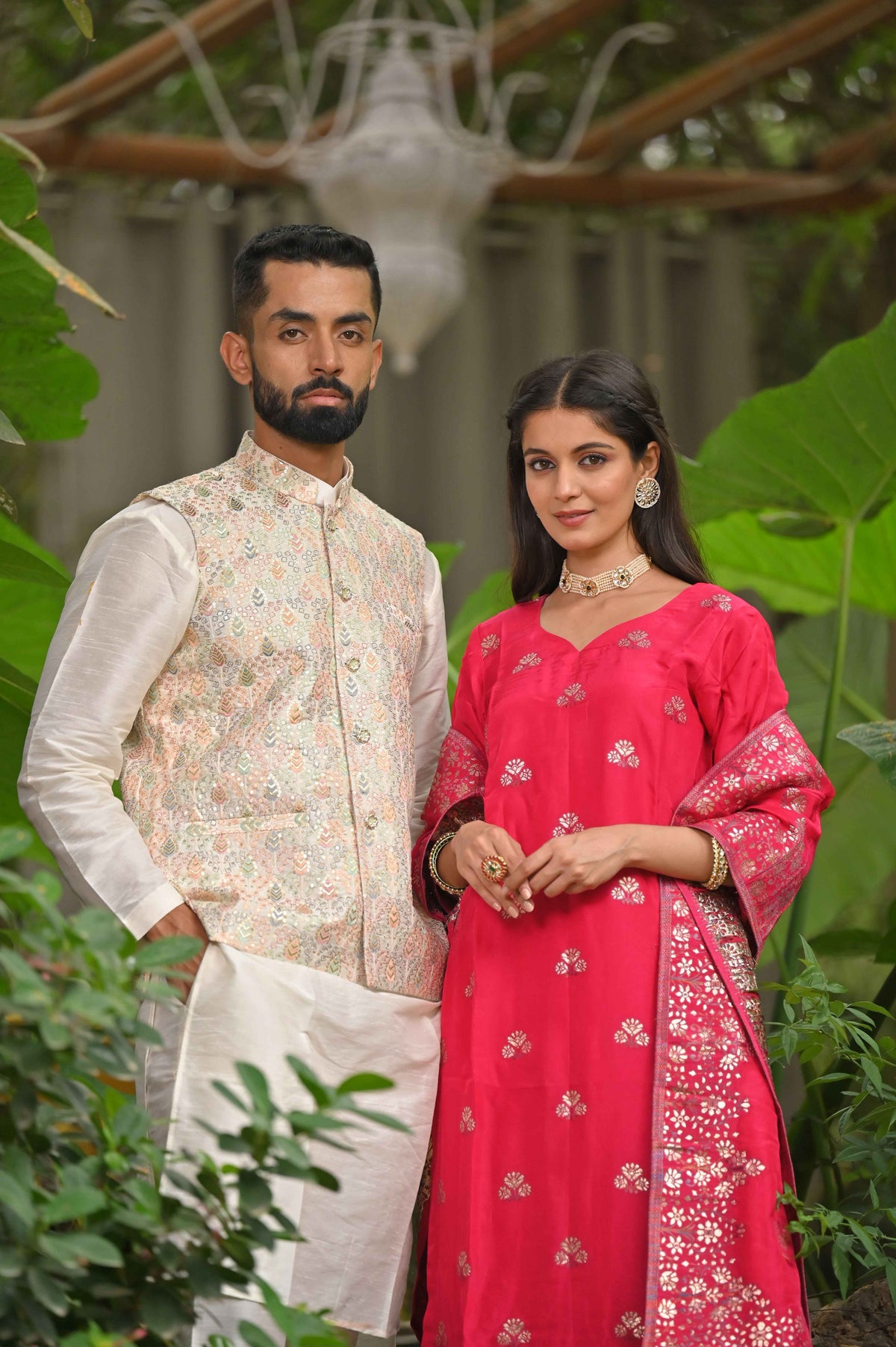 Buy Plus Size ​Ivory Magenta Silk Couple Outfit At Apella | Sizes XS to 10 XL | India | Free Delivery | Customized