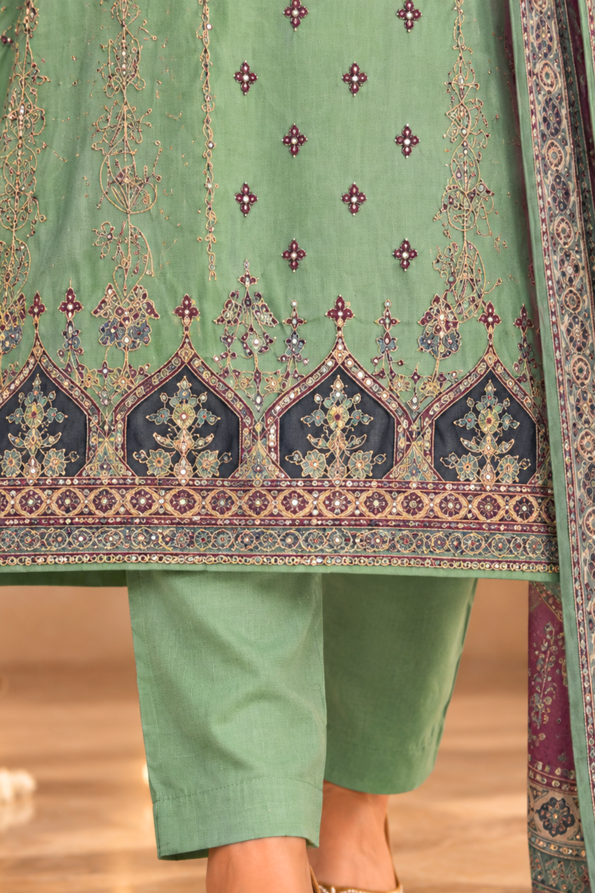 Nafeesa Karachi Muslin Suit with Aari Work