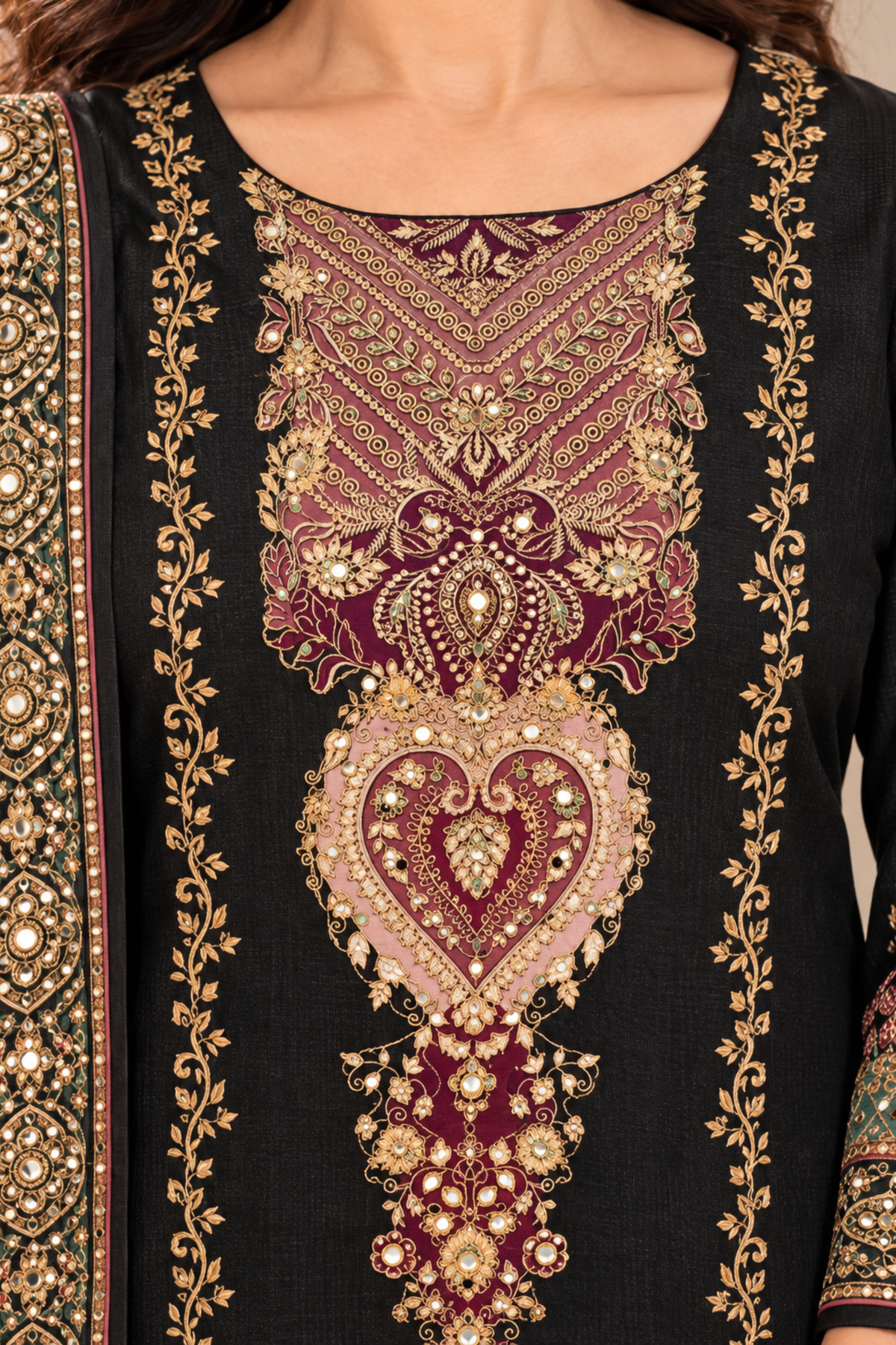 Nilofer Karachi Muslin Suit With Aari Work