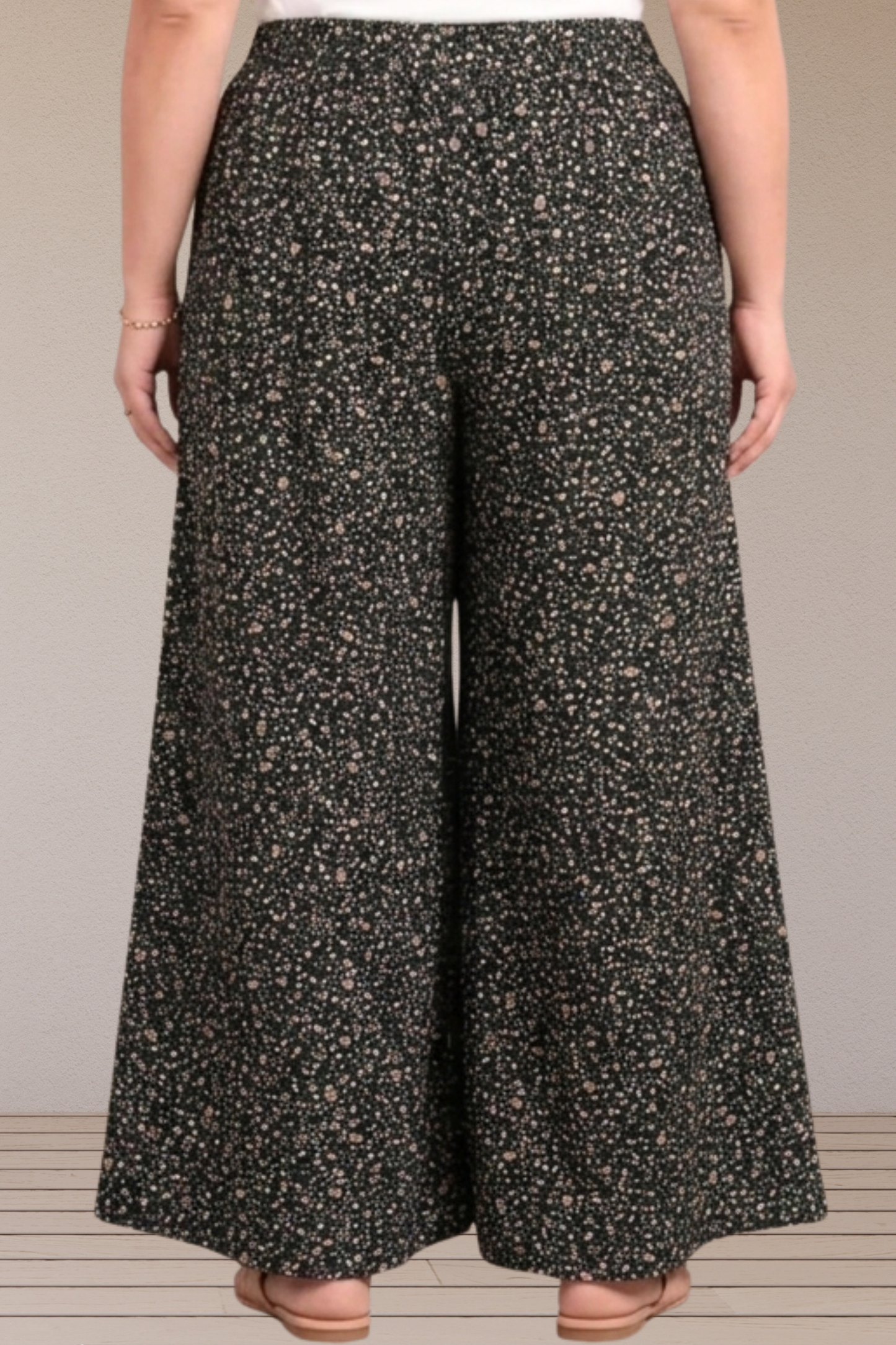 Noir Blossom Flare Pant