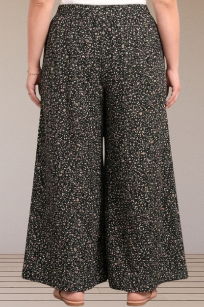 Noir Blossom Flare Pant