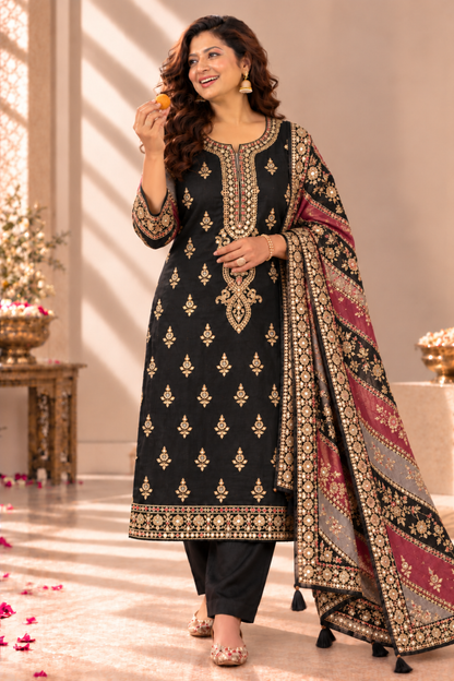 Nusrat Karachi Muslin Suit With Aari Work