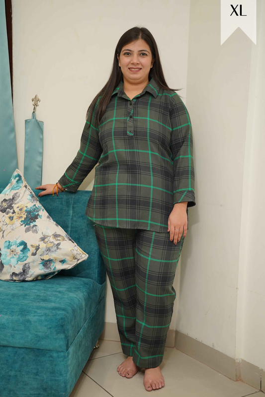 Forest Checked Woollen Night Suit
