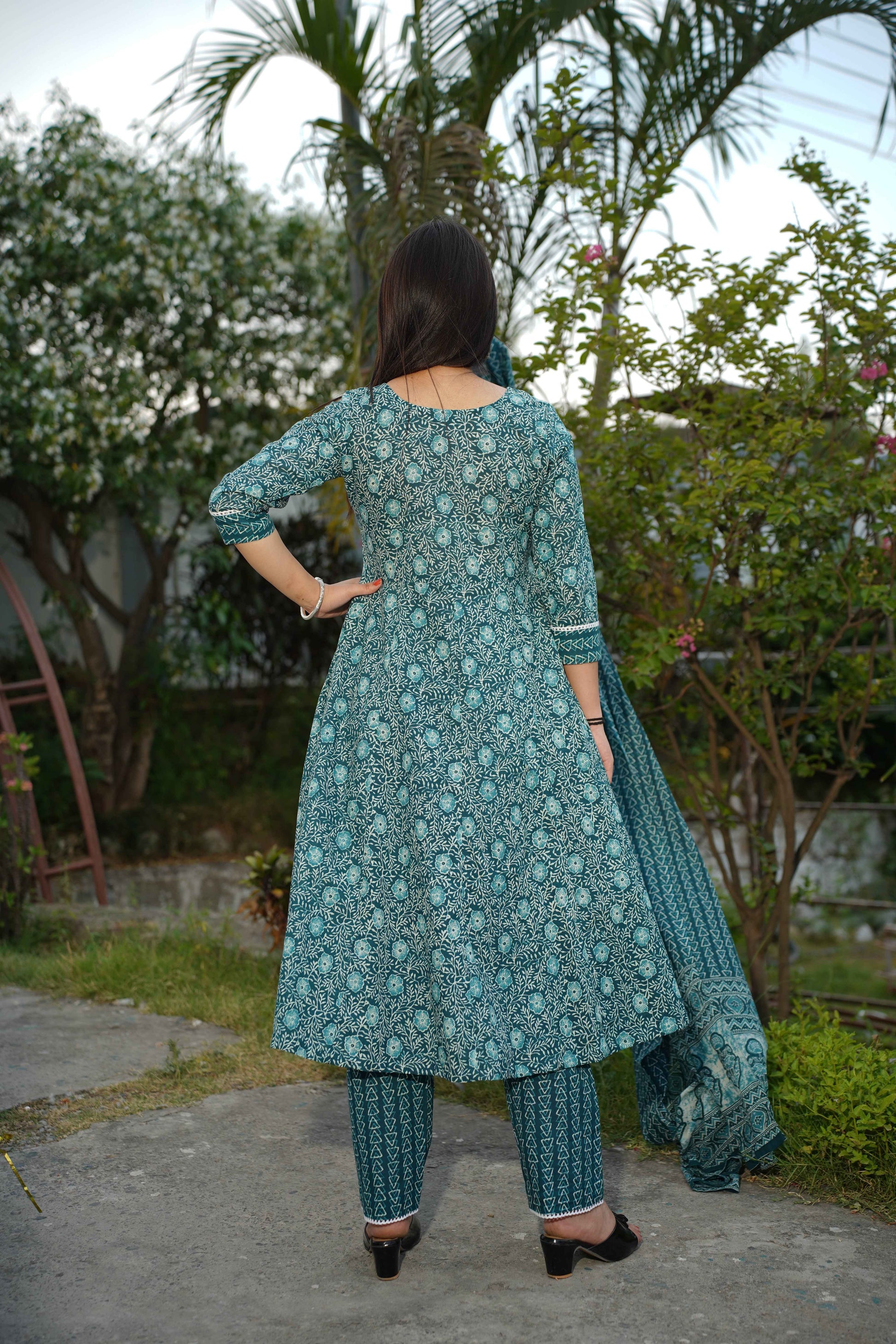 Peacock Blue Jaal Print Suit Set