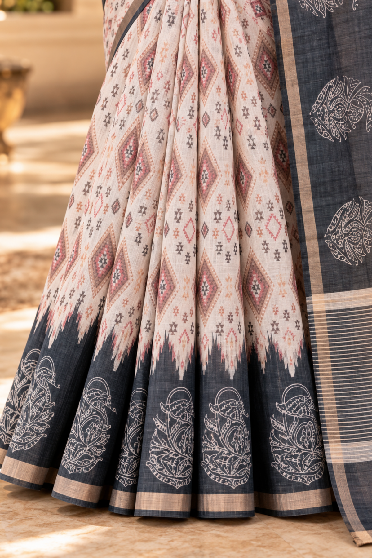 Samaira Printed Saree With 1.5 Mtr Blouse Piece