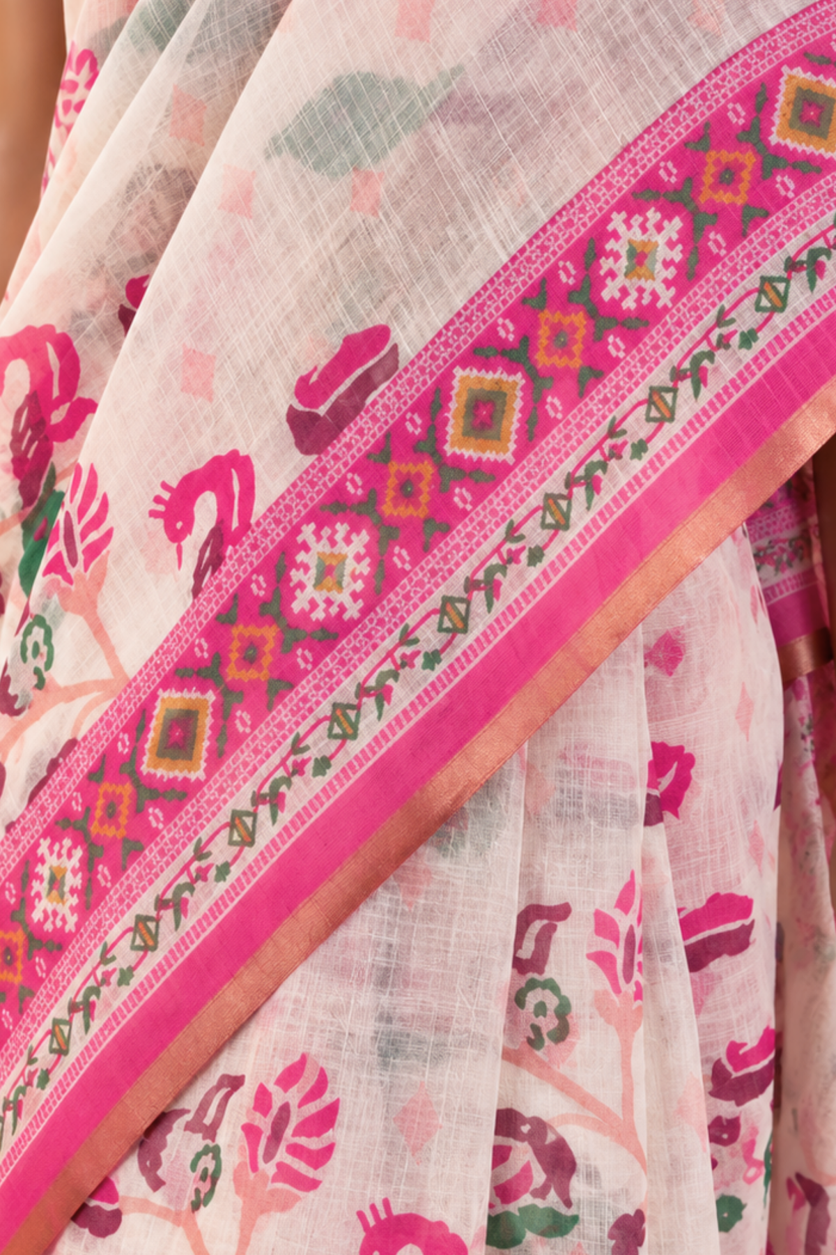 Aadhya Printed Saree With 1.5 Mtr Blouse Piece
