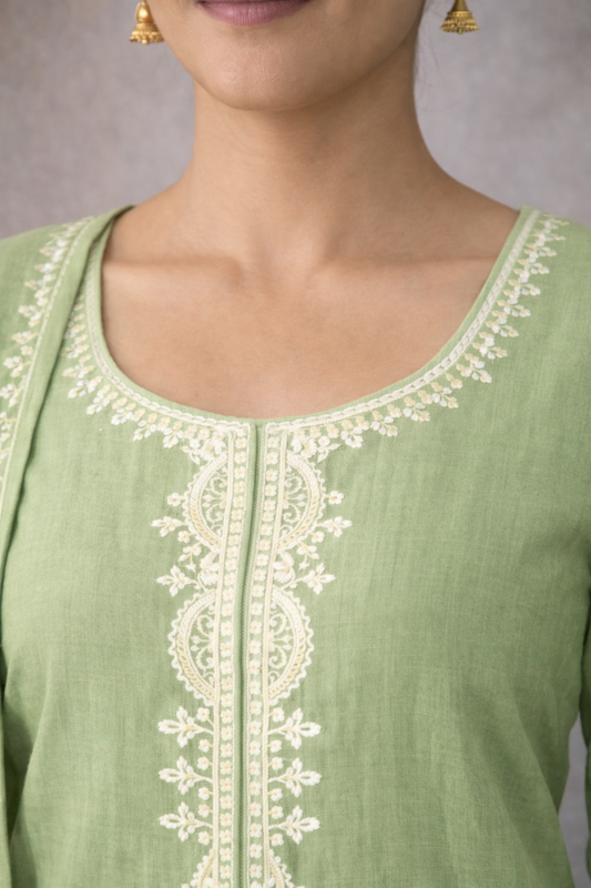 Soft Pista Embroidered Mul Cotton Suit