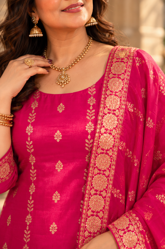 Varnika Pink Jacquard Silk Suit