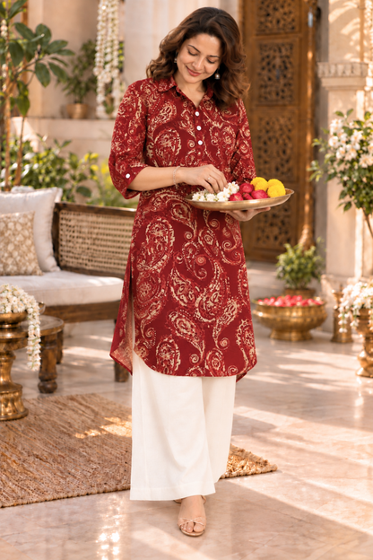 Maroon Paisley Printed Kurta With Pockets